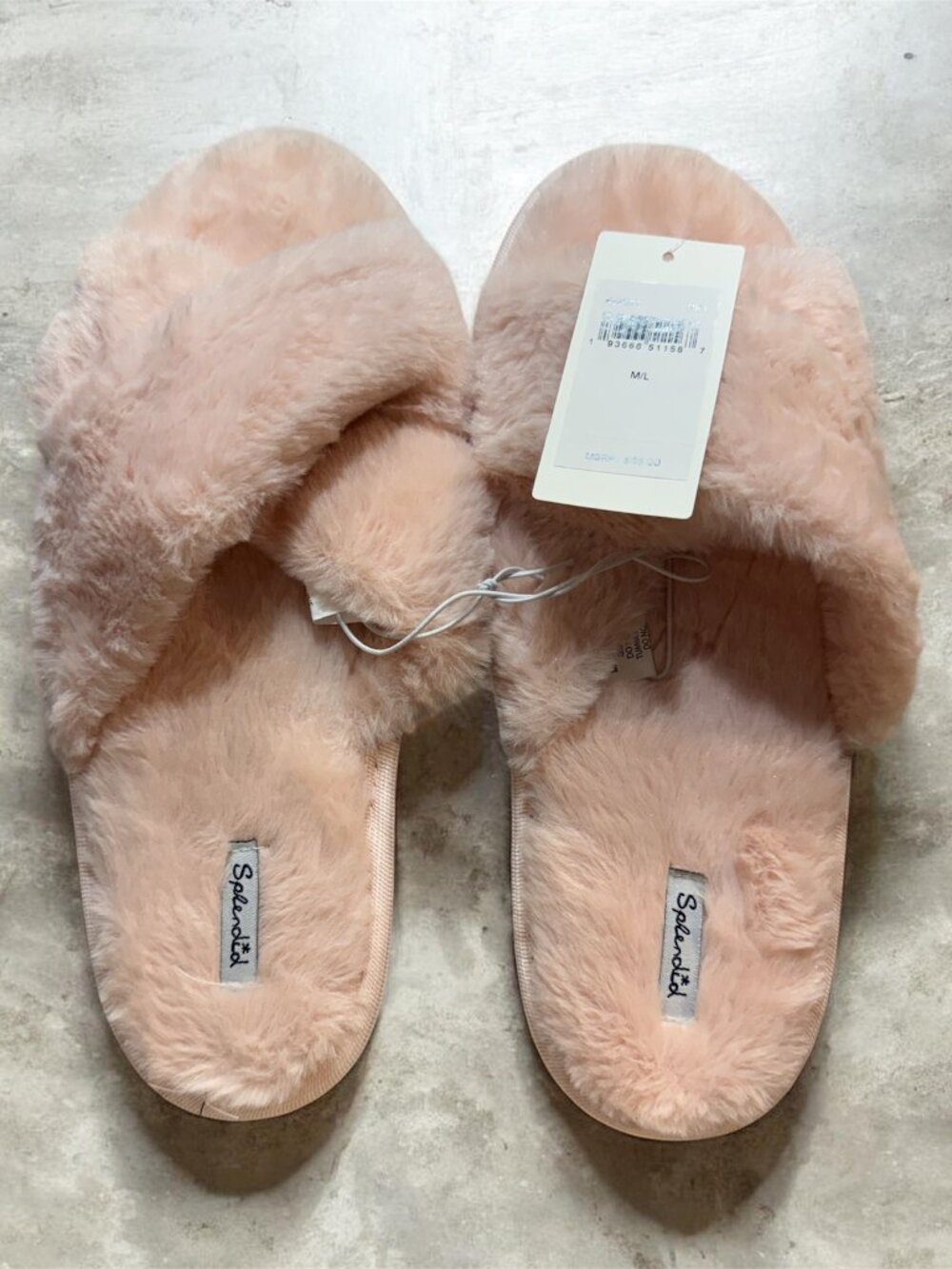 Women's Splendid Fuzzy Slippers Size M/L (Blush Pink) NWT